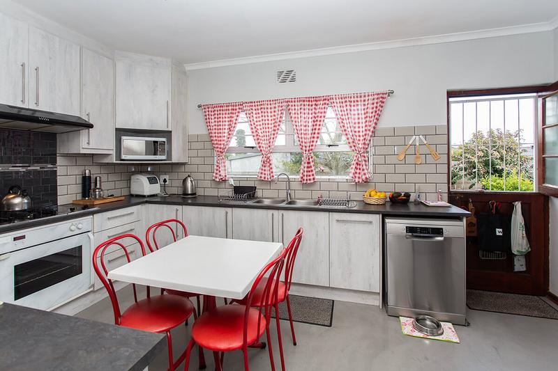 4 Bedroom Property for Sale in Eden Park Western Cape
